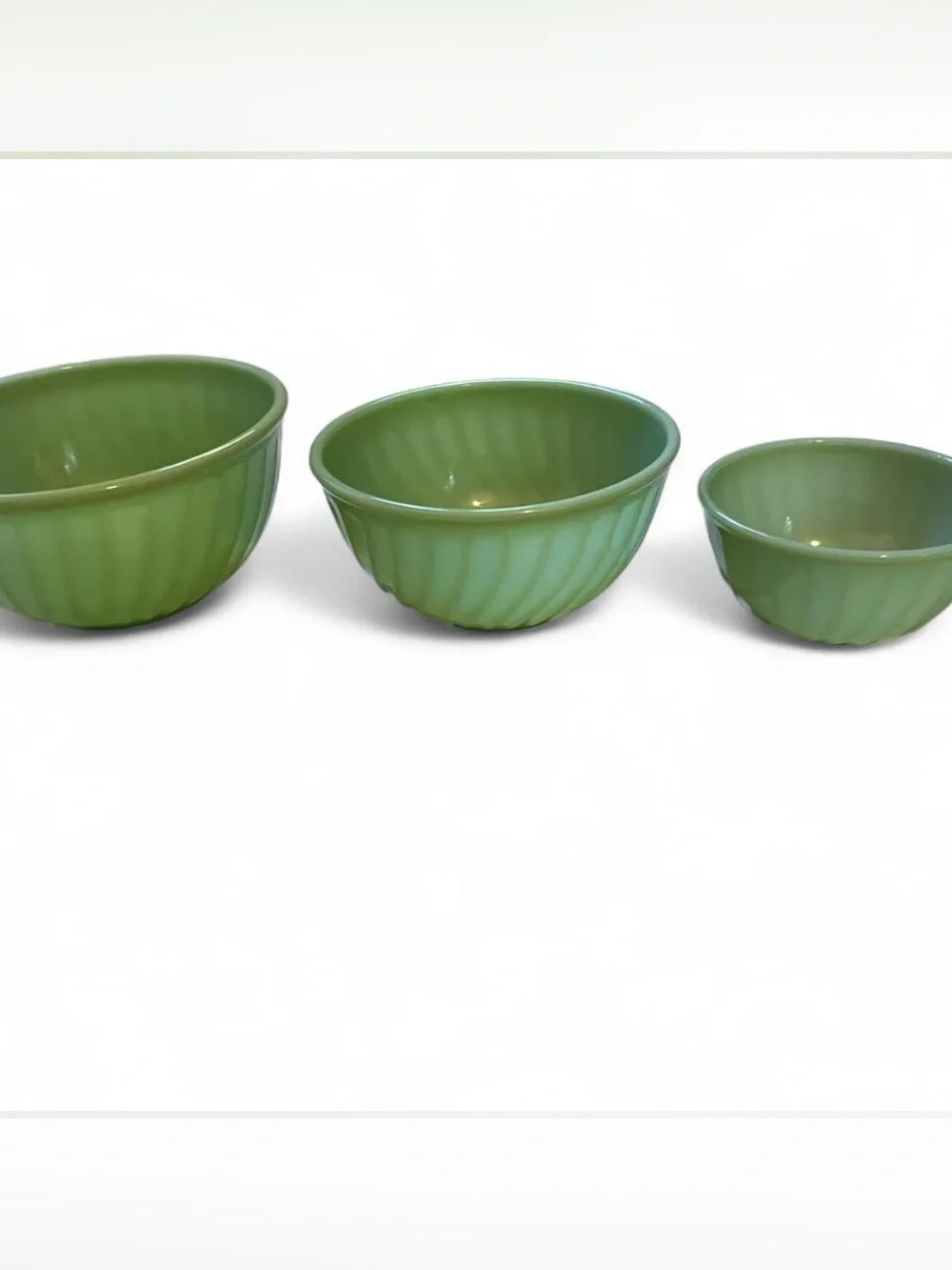 Set of 3 vintage FIRE KING green glass JADEITE SWIRL MIXING bowls